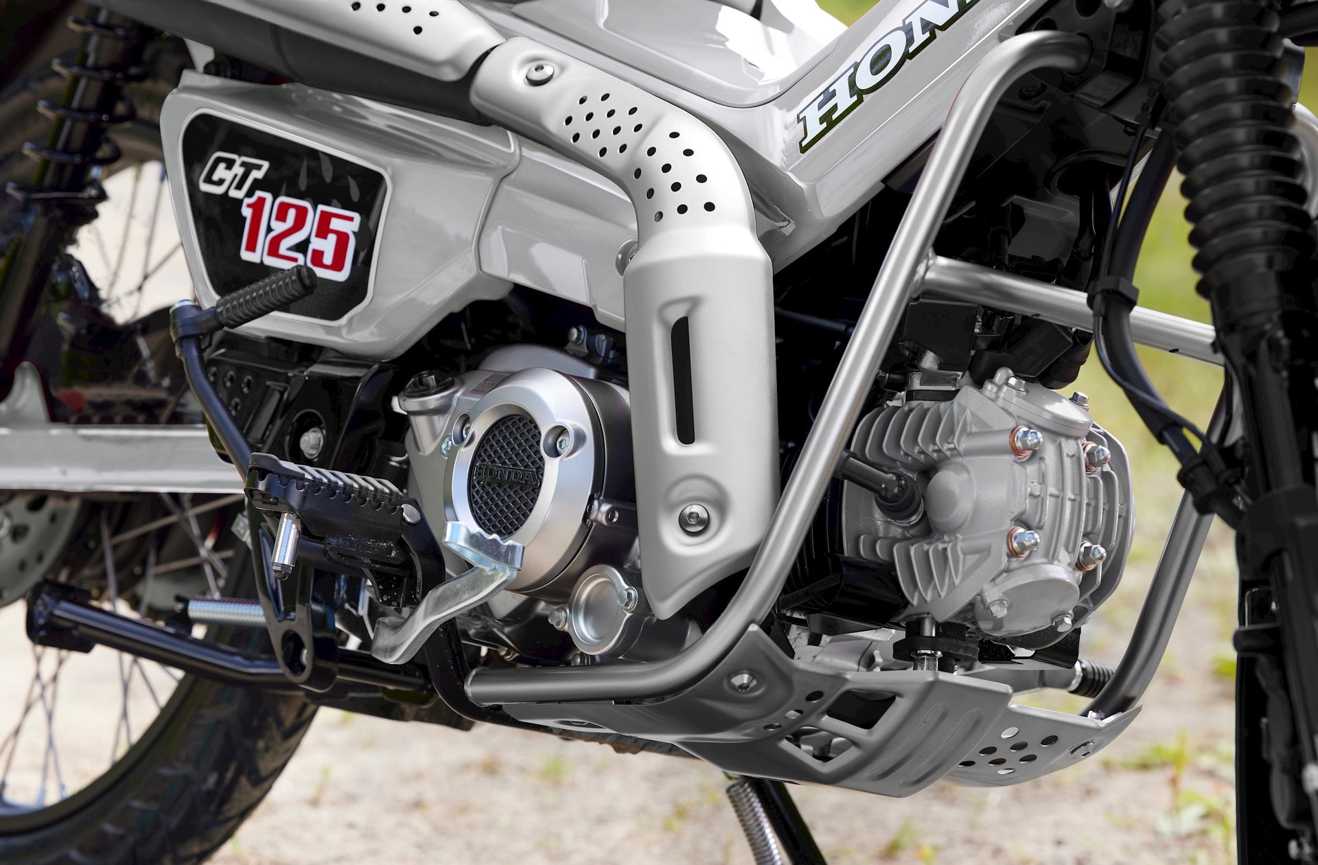 honda-ct125-6a1.jpg