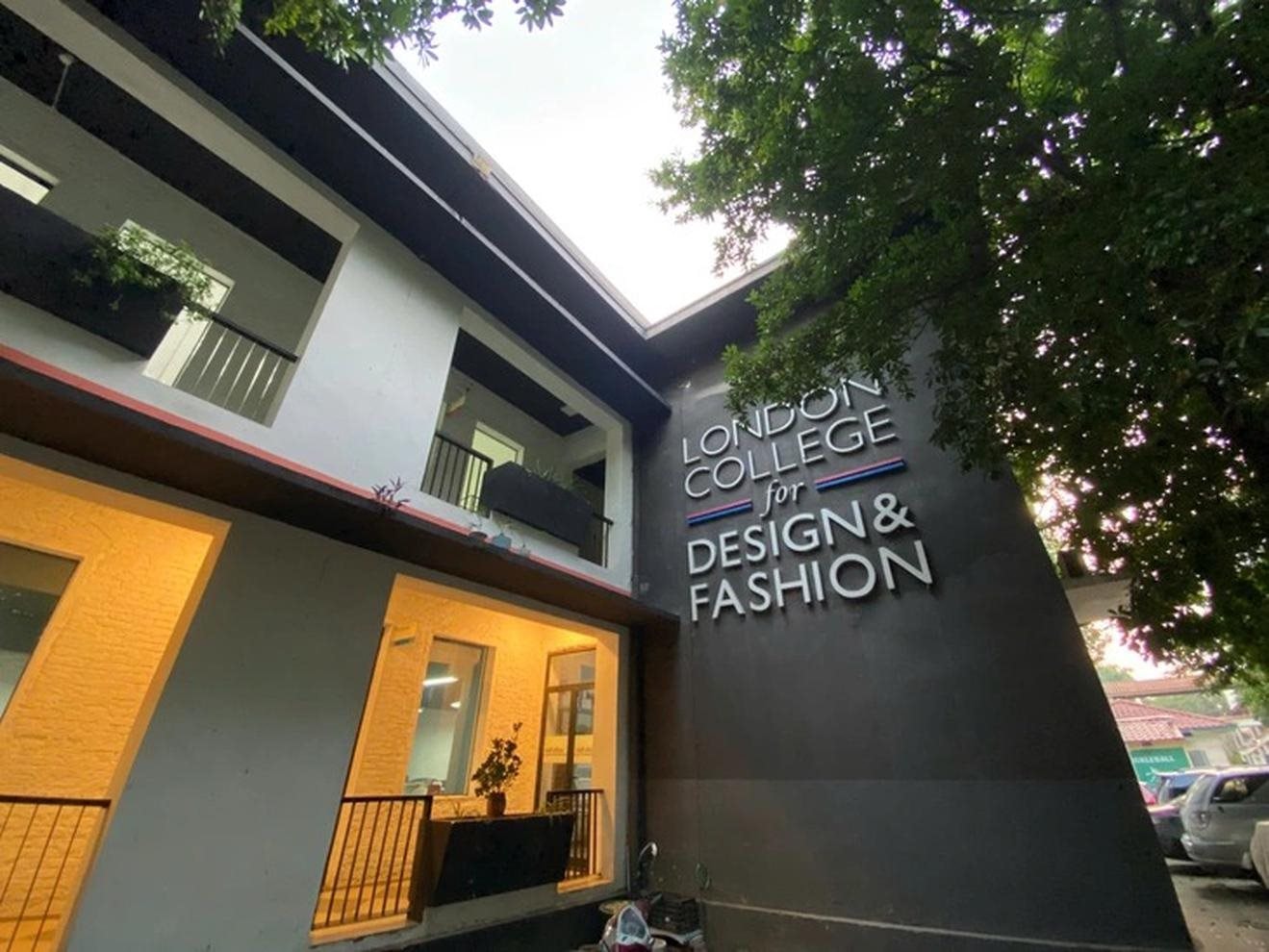 truong-cao-dang-nghe-thiet-ke-va-thoi-trang-london-tai-dia-chi-98-to-ngoc-van-tay-ho-ha-noi.-anh-nguyen-bao.jpg