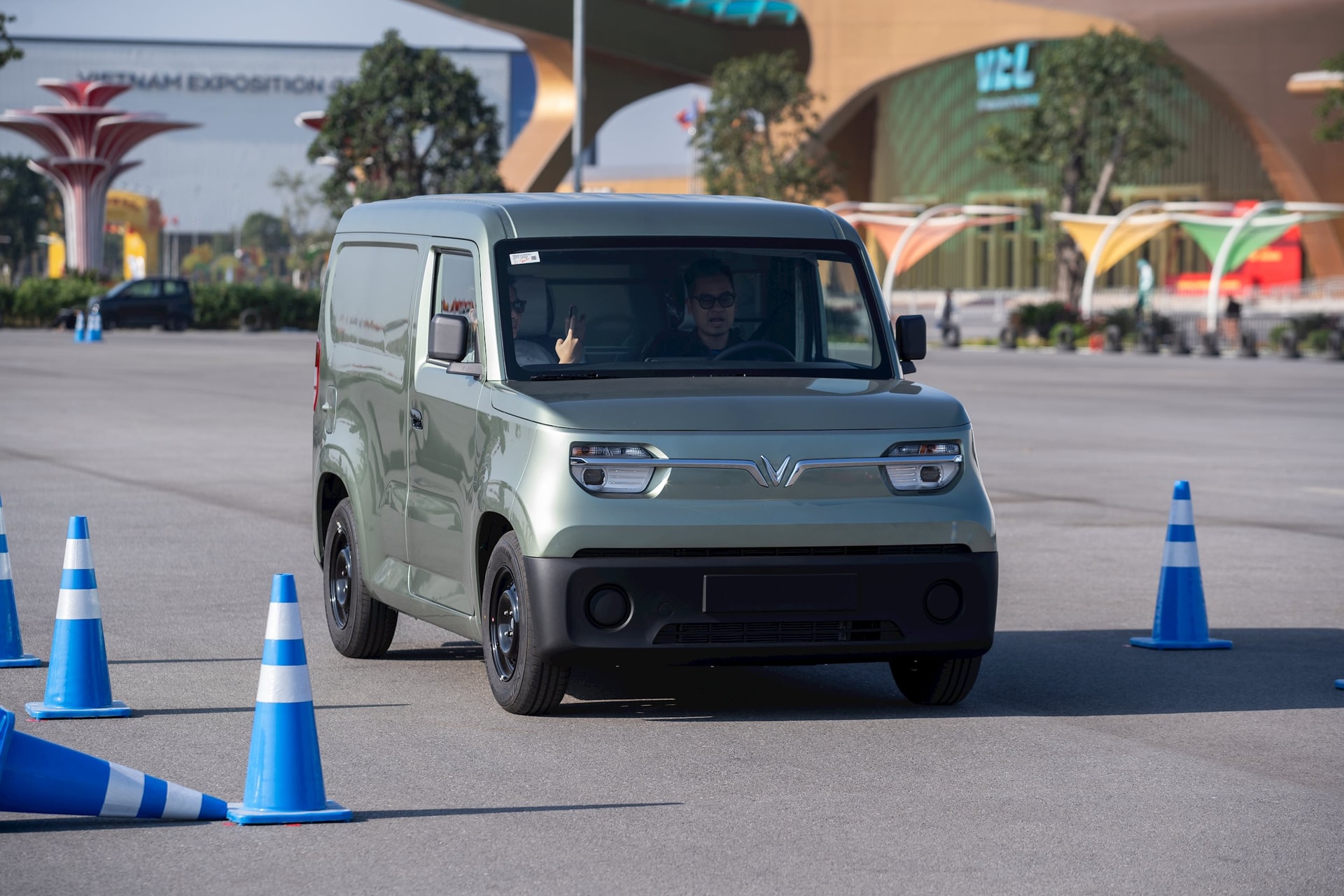 vinfast-tham-du-trien-lam-vietnam-mobility-show-5.jpg