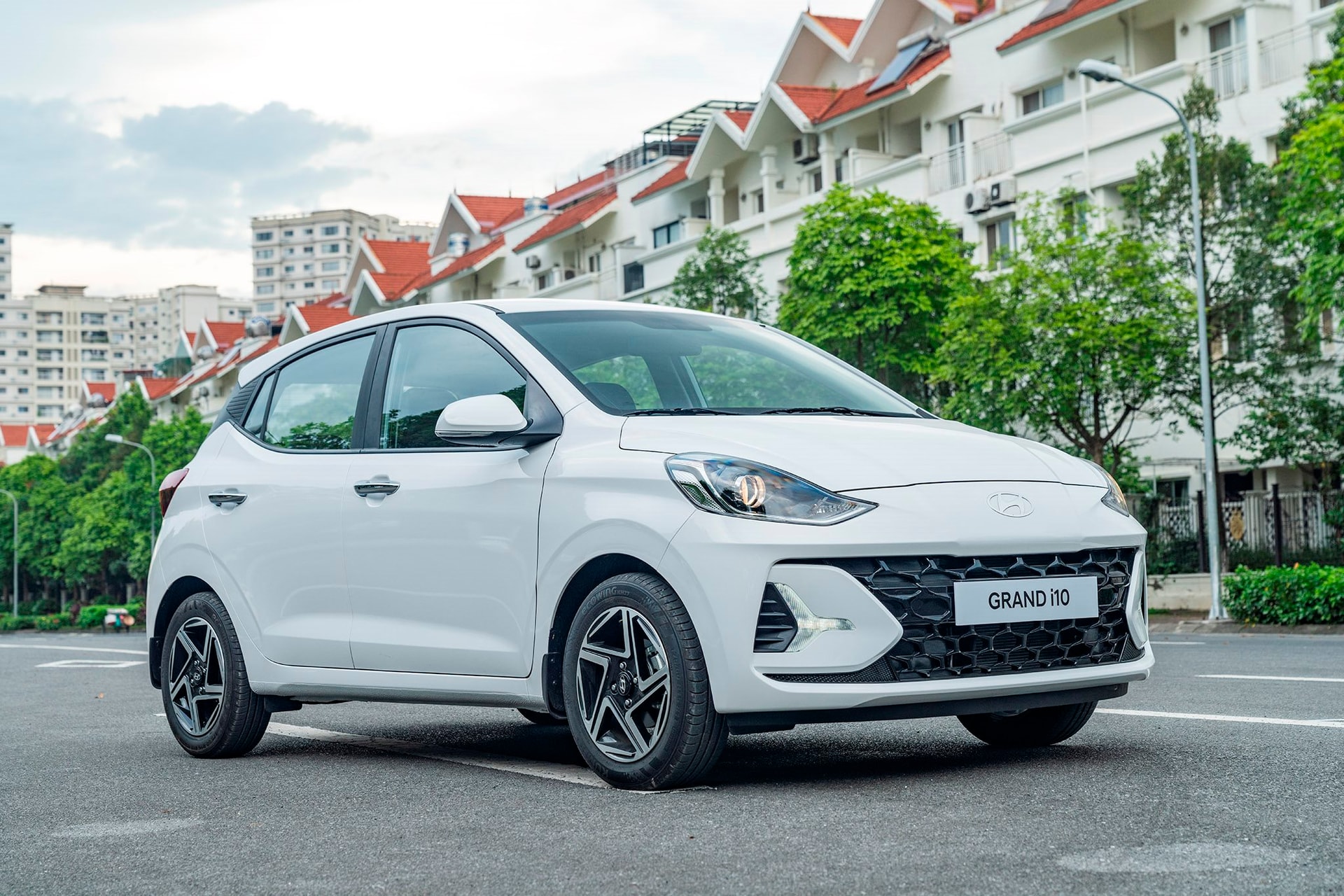 hyundai-grand-i10.jpg