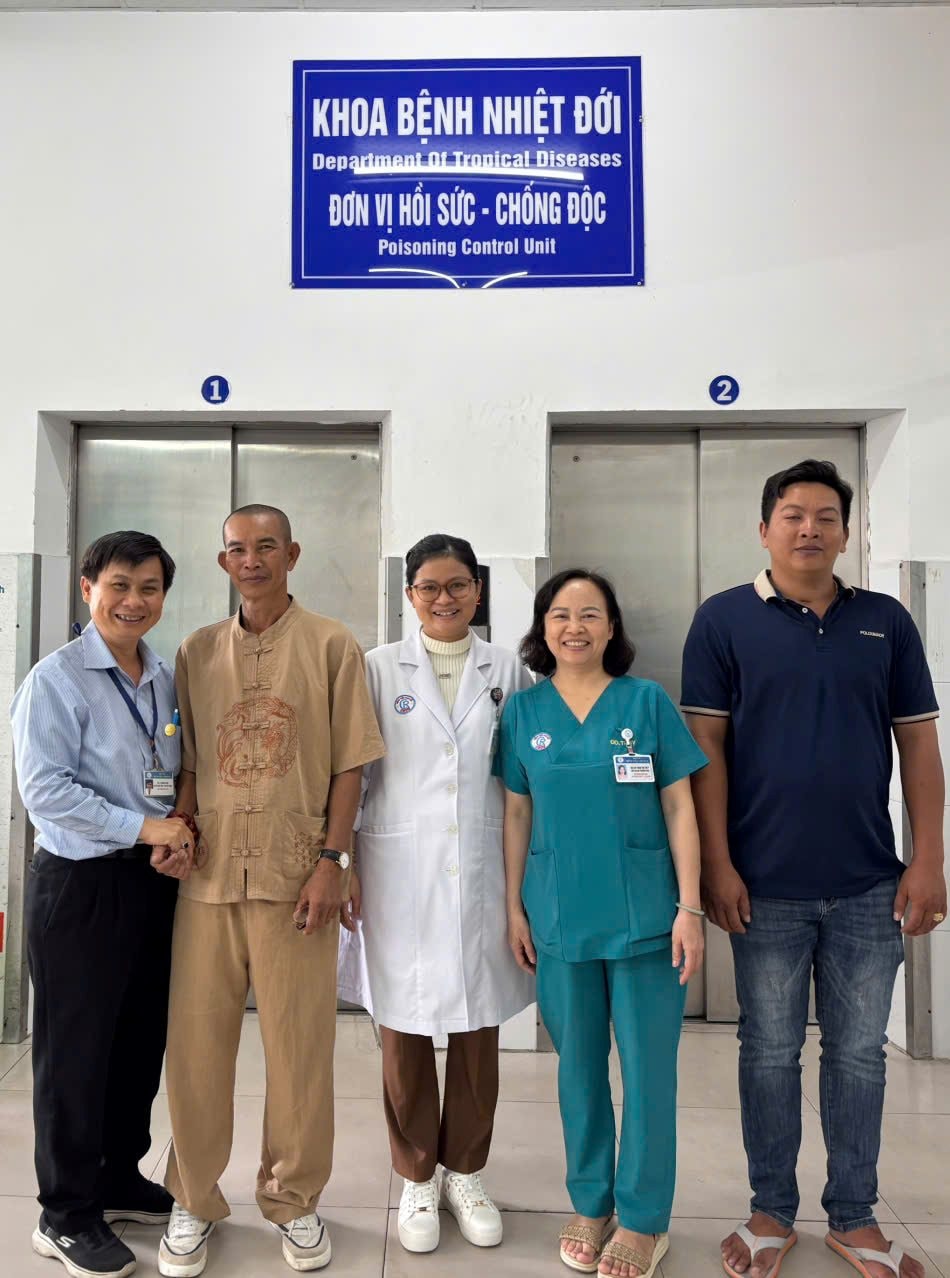 khoa-benh-nhiet-doi.jpg