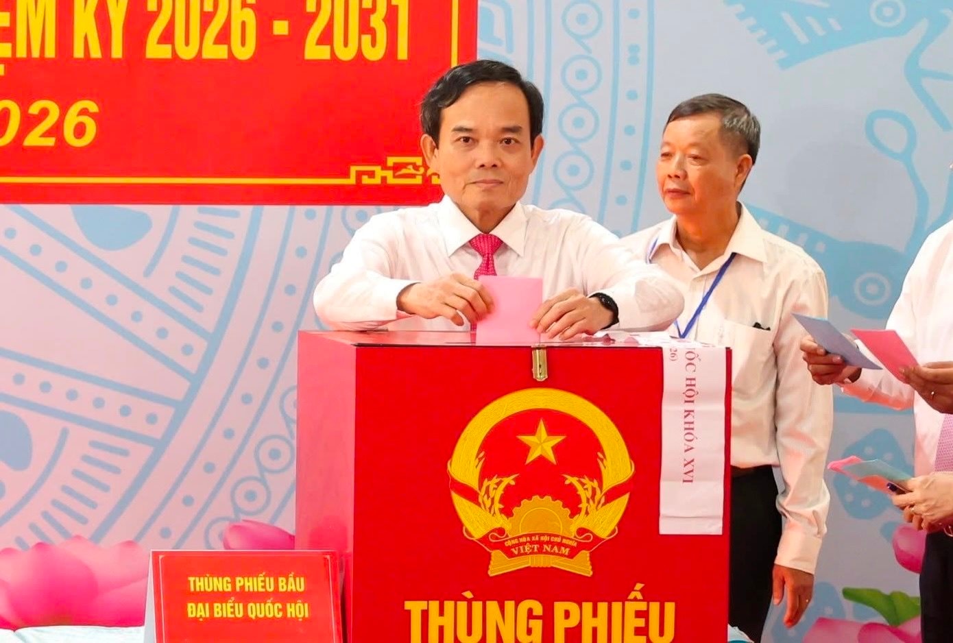 15-3-bi-thu-thanh-uy.jpg