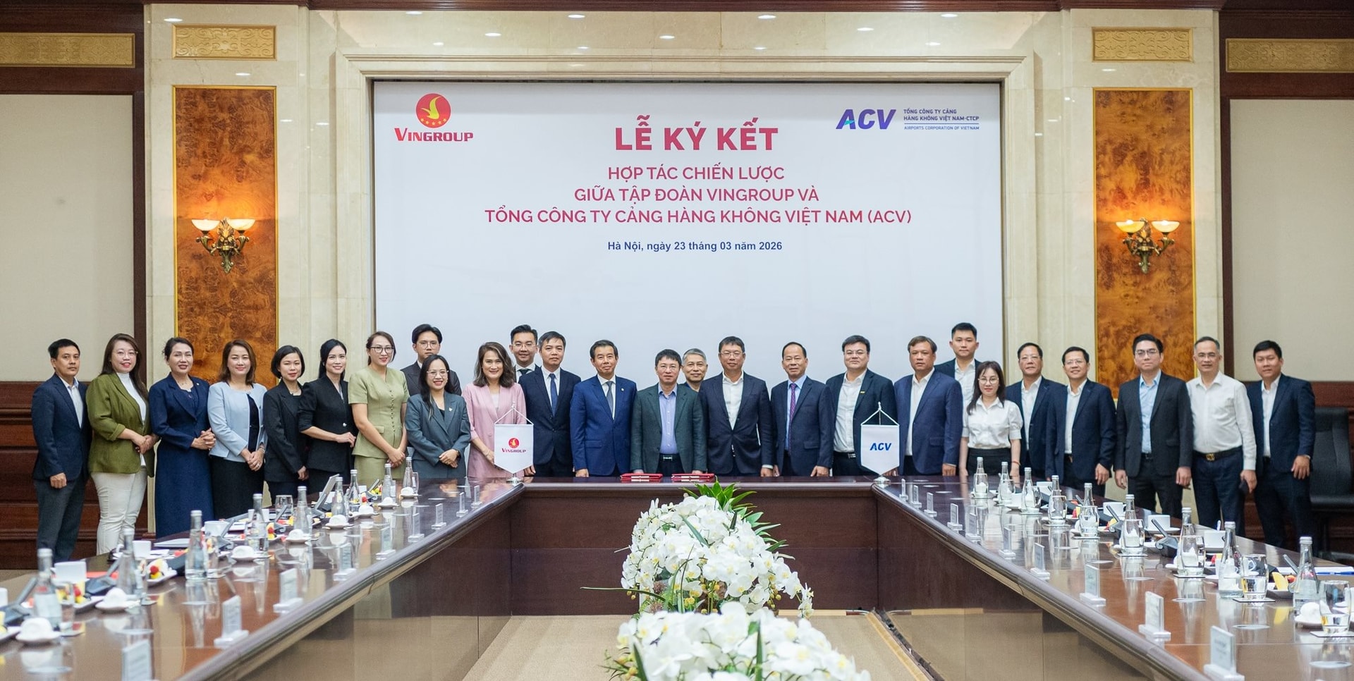vingroup-hop-tac-voi-acv-.jpeg