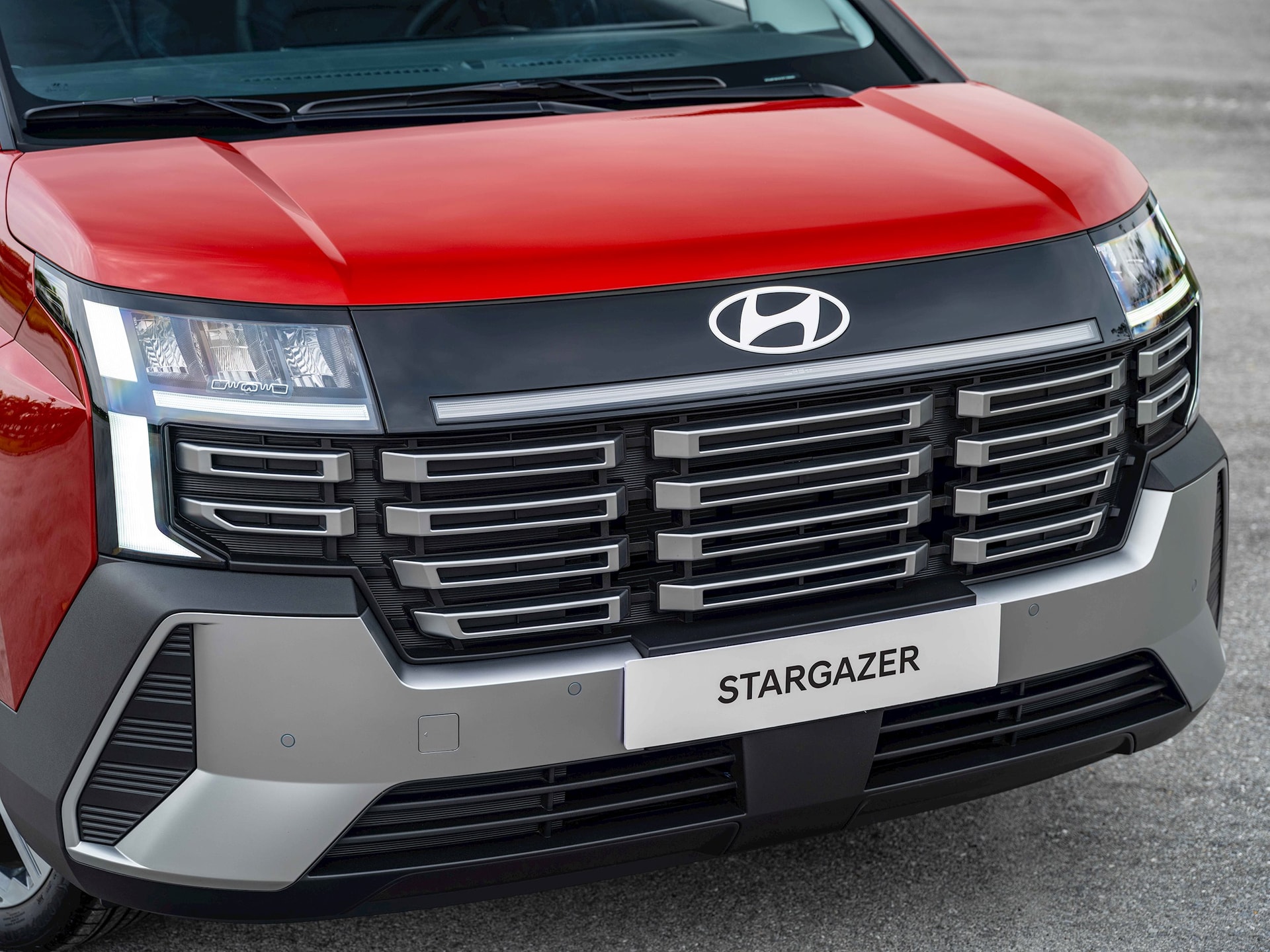 hyundai-new-stargazer-4.jpg