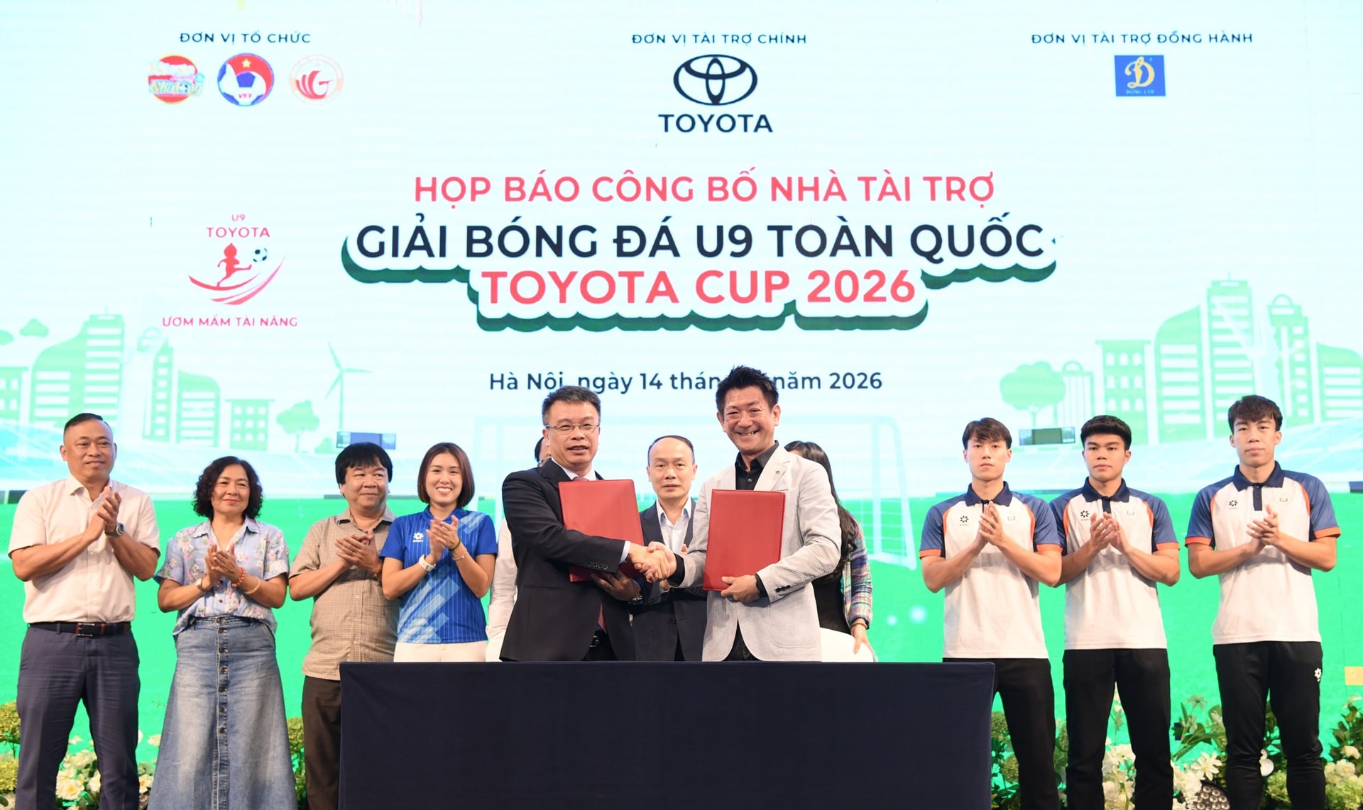 toyota-viet-nam-va-bao-thieu-nien-tien-phong-va-nhi-dong-ky-ket-bien-ban-ghi-nho-hop-tac-giai-doan-2026-2028.jpg