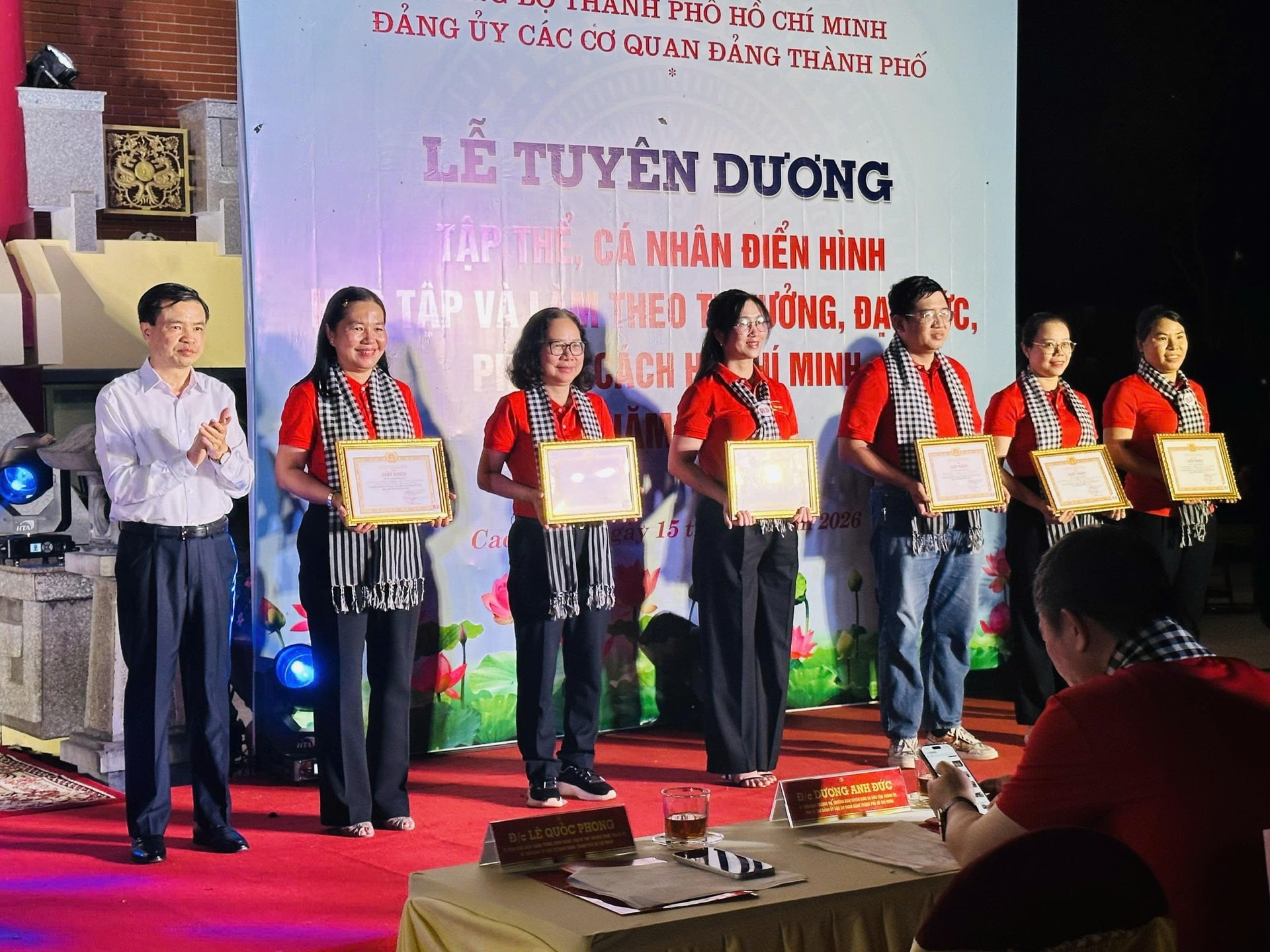 le-tuyen-duong-1.jpg