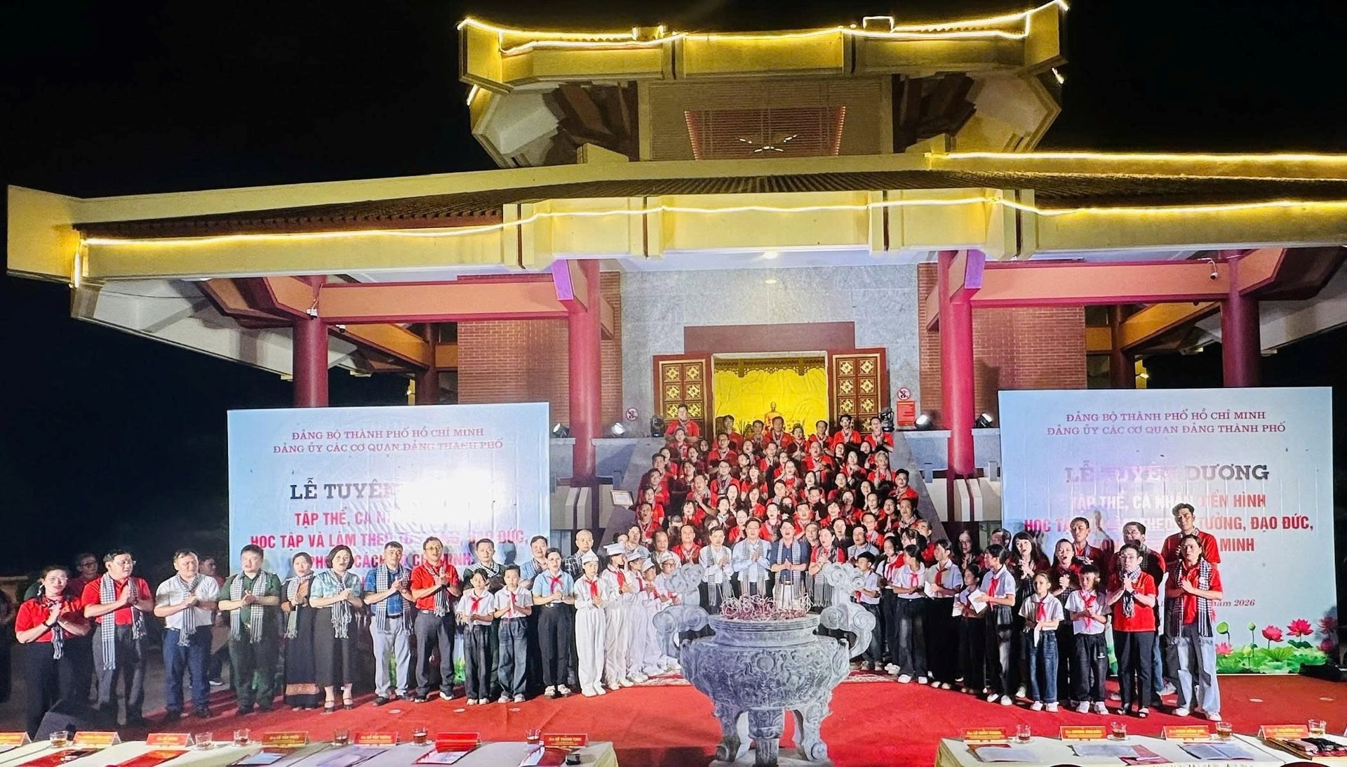 le-tuyen-duong-2.jpg