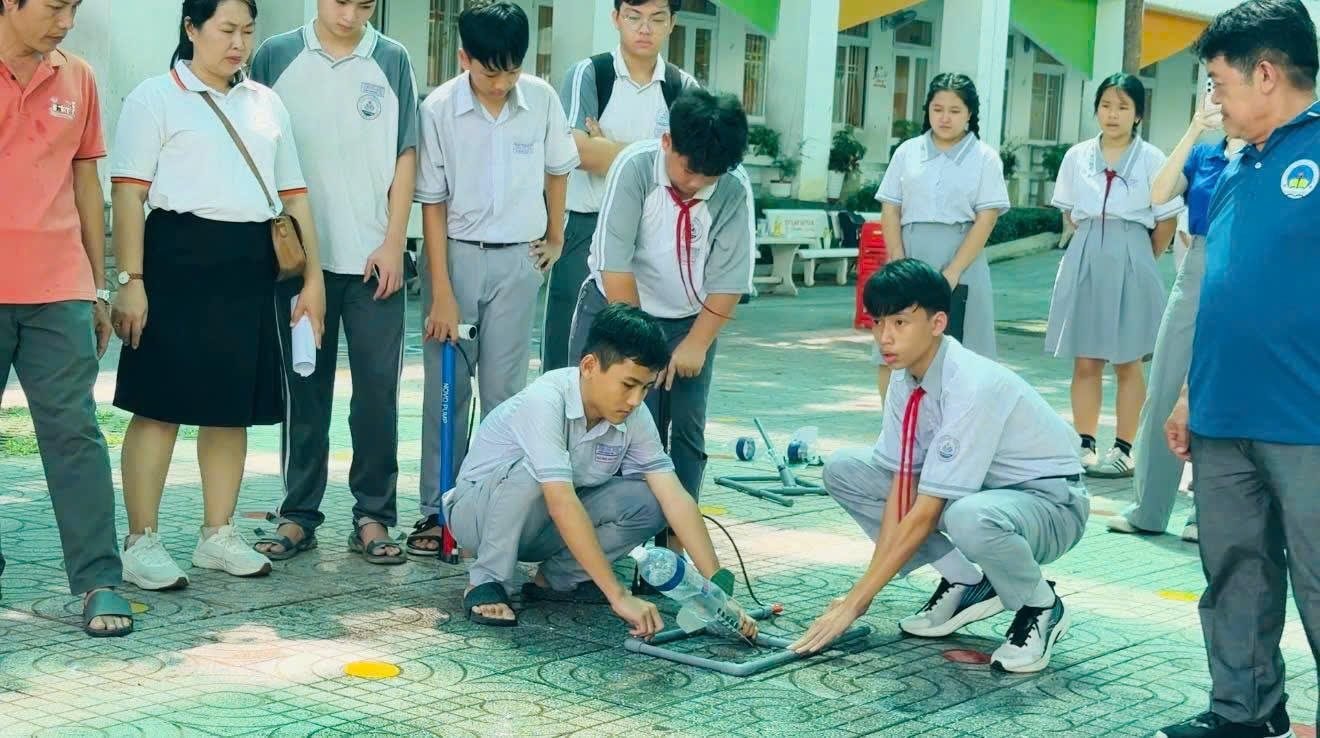 xa-binh-hung-2.jpg