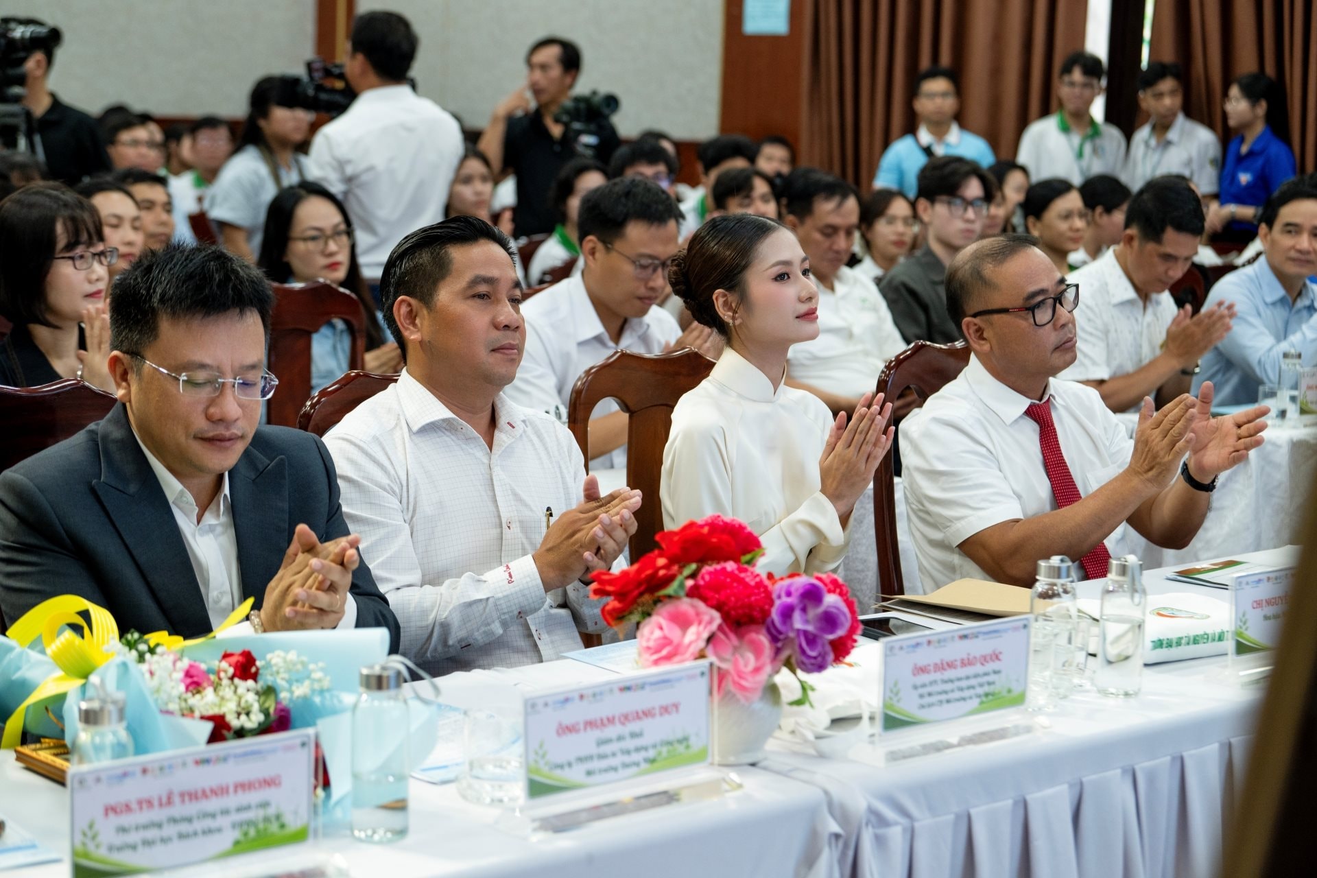 1779950866-dsn_6248-copy.jpg