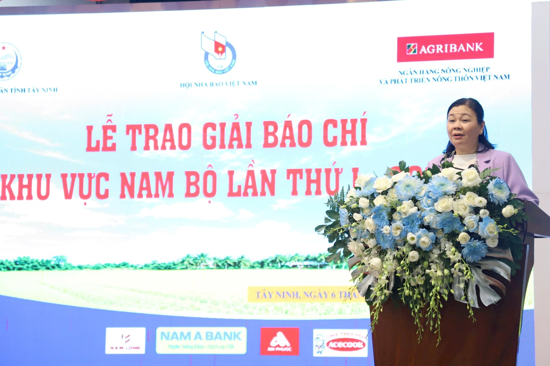 nha-bao-ly-viet-trung.jpg