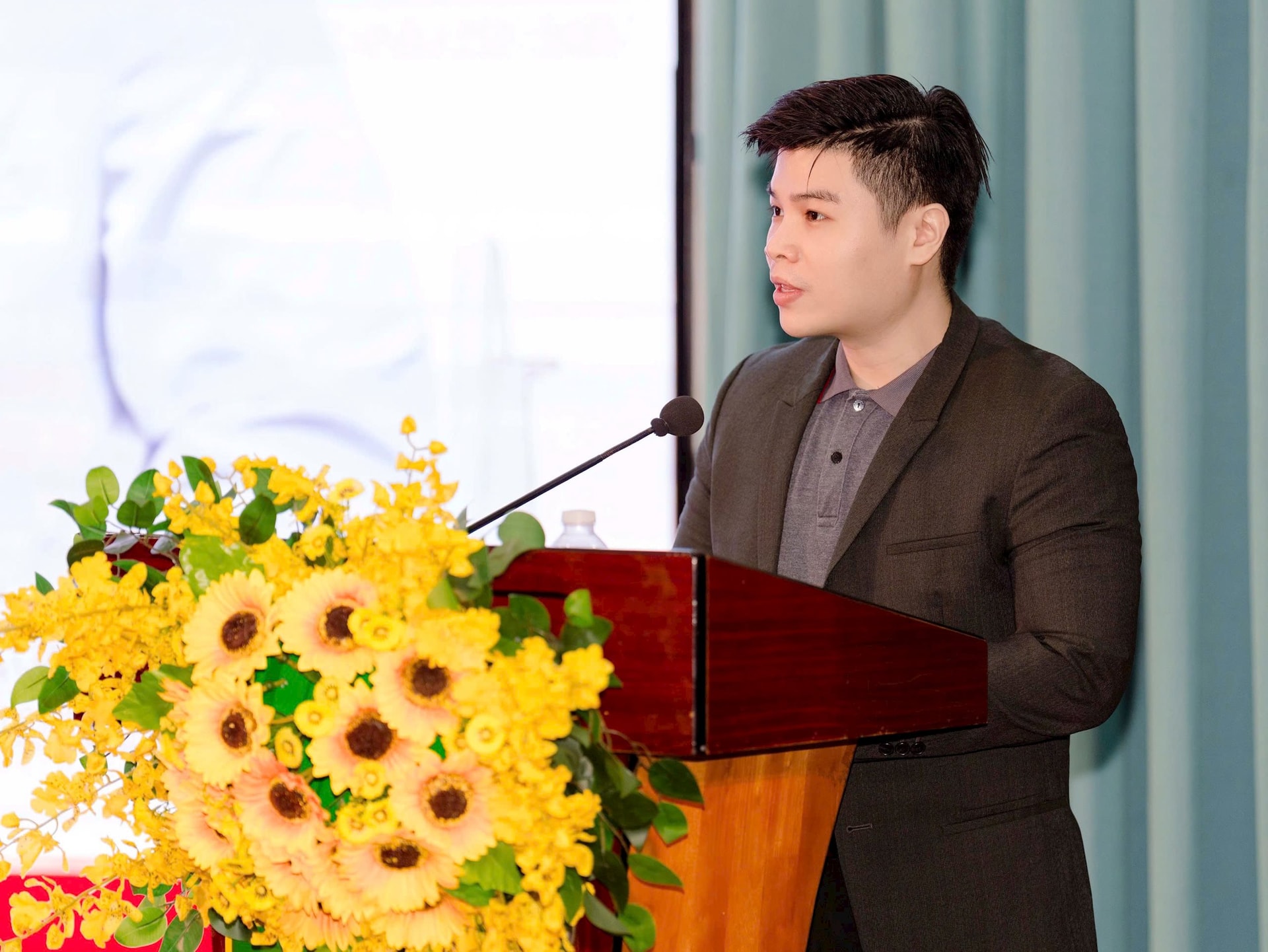 ths.bsnt-nguyen-truong-hai-giam-doc-trung-tam-nghien-cuu-va-dieu-tri-bach-bien-medcare-.jpg