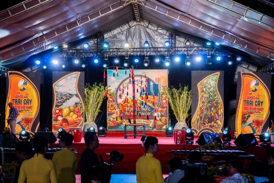 hinh-anh-khong-gian-su-kien.jpg