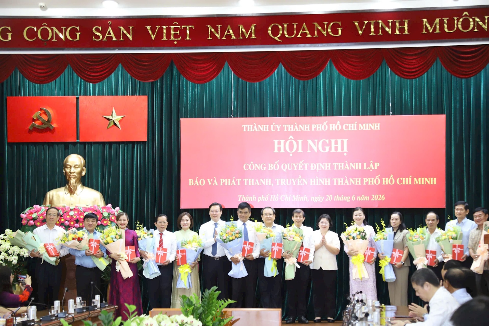 trai-an-cac-co-quan-bao-chi.jpg
