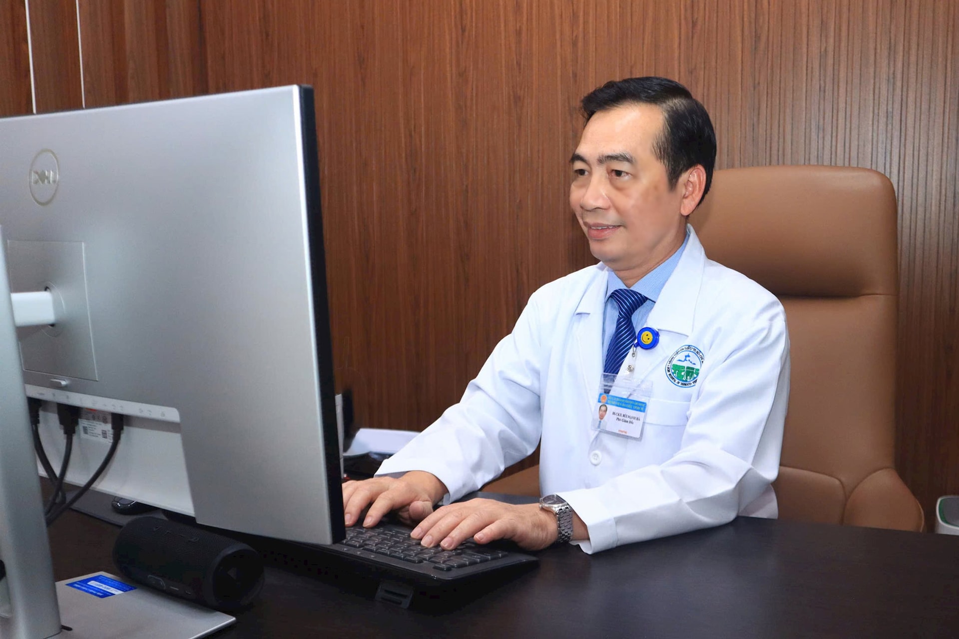 bs-manh-ha-2.jpg
