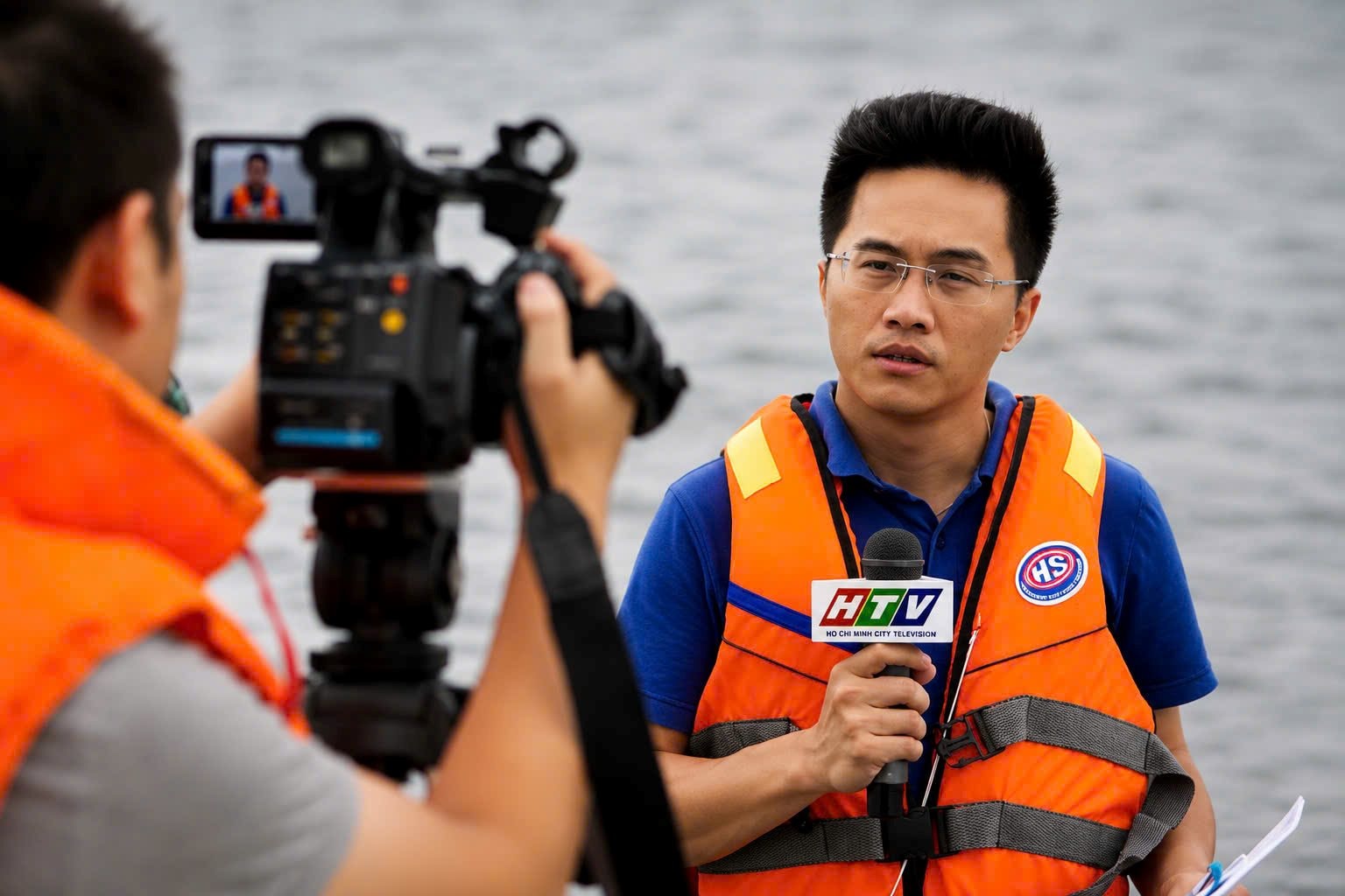 hinh-2-nha-bao-vo-huynh-tan-tai-tac-nghiep.jpg