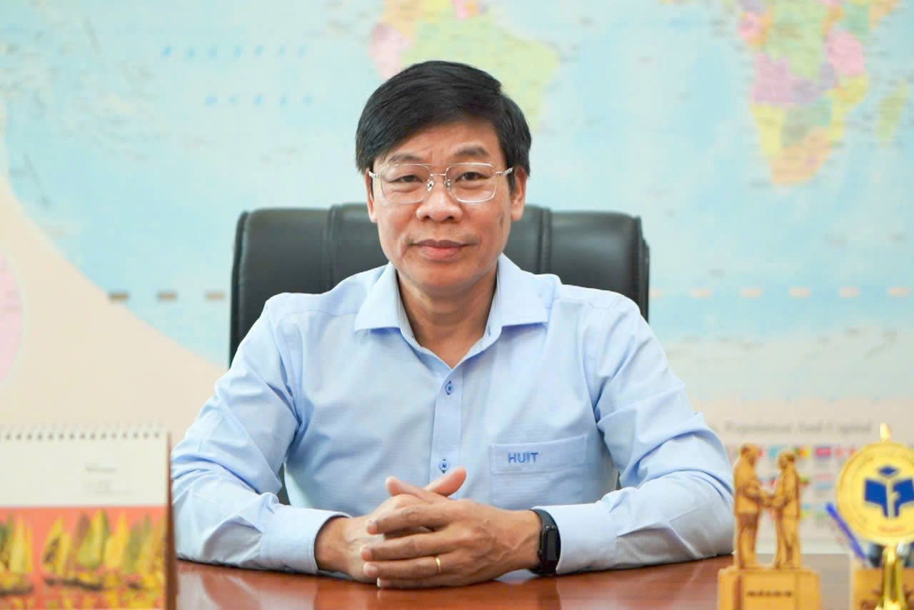 thay-nguyen-xuan-hoan.jpg