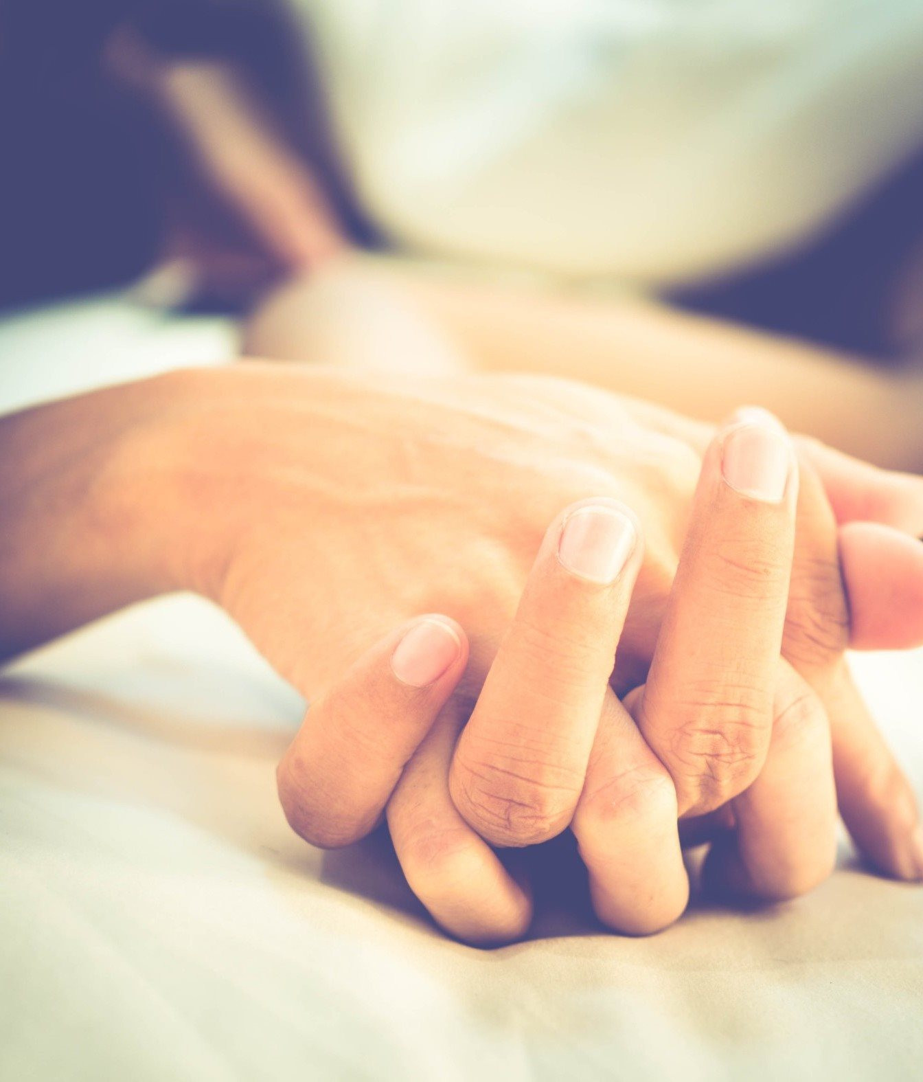 couple-holding-hands-sex-course-resized.jpg