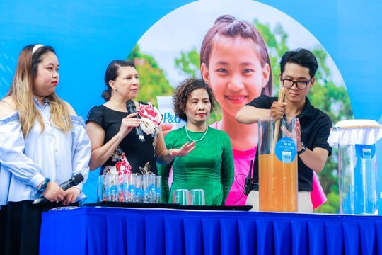 P&G Việt Nam cùng Saigon Co.op mang nước uống sạch đến cộng đồng