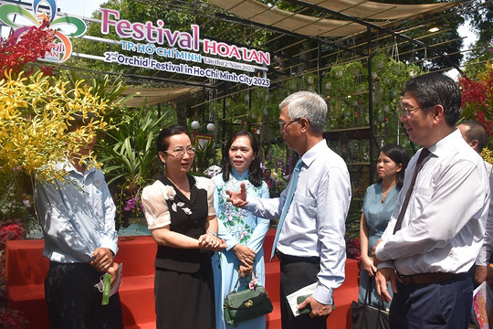 Phó Chủ tịch UBND TP.HCM Võ Văn Hoan: Xây dựng, phát triển Công viên Tao Đàn thành công viên hoa của thành phố