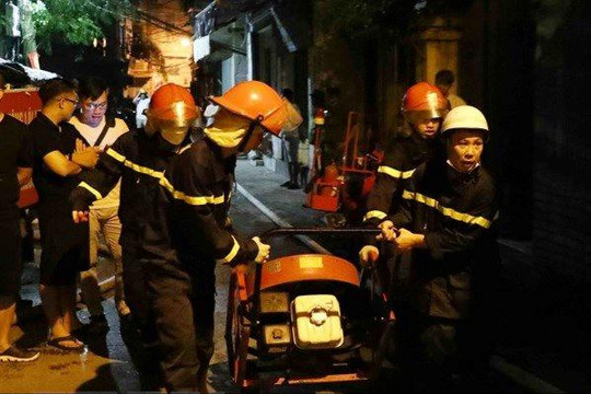 Khoảng 40 người thương vong trong vụ cháy ở chung cư quận Thanh Xuân