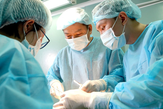 TP.HCM phát triển y tế chuyên sâu cả bệnh viện công lập lẫn tư nhân