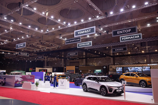 VinFast giới thiệu 4 mẫu xe điện tại Triển lãm Geneva International Motor Show Qatar 2023