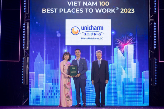 Diana Unicharm vinh danh trong “Top 100 nơi làm việc tốt nhất Việt Nam 2023”
