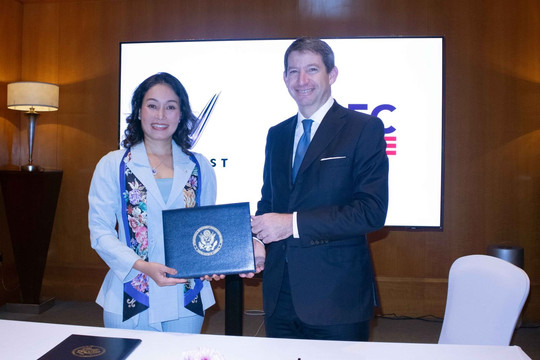 Tập đoàn Tài chính Phát triển Quốc tế Mỹ ký ý định thư tài trợ 500 triệu USD cho VinFast