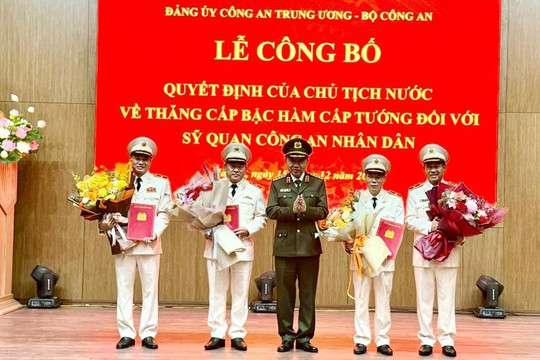 Phó Giám đốc Công an TP.HCM Mai Hoàng được thăng hàm thiếu tướng