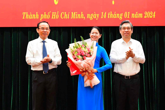 Đồng chí Phan Thị Thanh Phương giữ chức Bí thư Quận ủy quận Phú Nhuận