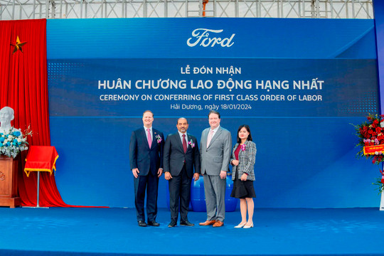 Ford Việt Nam nhận Huân chương Lao động hạng Nhất, ghi kỷ lục bán hàng năm 2023