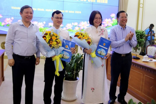 Bà Võ Thị Trung Trinh làm giám đốc Trung tâm Chuyển đổi số TP.HCM