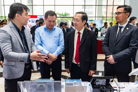 Bộ trưởng KH&CN: Ưu tiên các nghiên cứu công nghệ mới, chip bán dẫn