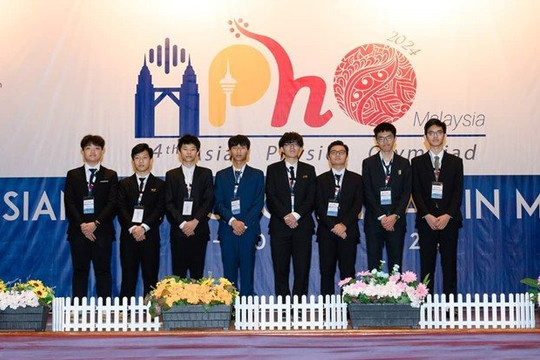 8 học sinh Việt Nam đạt huy chương Olympic Vật lý châu Á