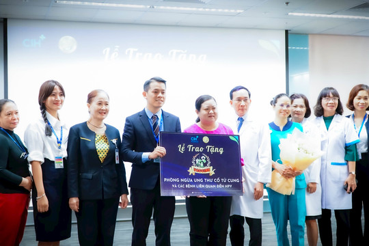 Bệnh viện Quốc tế City tặng vaccine ngừa ung thư cổ tử cung và các bệnh liên quan đến HPV cho Hội LHPN Quận Bình Tân