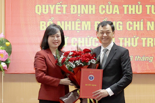 Công bố Quyết định của Thủ tướng bổ nhiệm Thứ trưởng Bộ Y tế Nguyễn Tri Thức