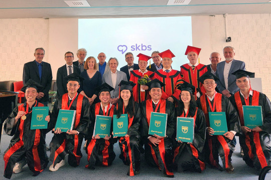 15 sinh viên Y khoa Việt Nam nhận bằng tốt nghiệp tại Cộng hòa Liên bang Đức