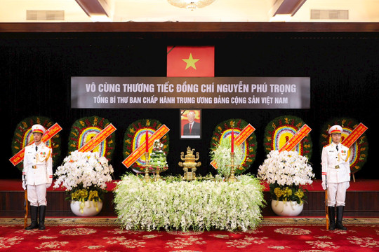 Lễ viếng Tổng Bí thư Nguyễn Phú Trọng tại TP.HCM được cử hành trọng thể
