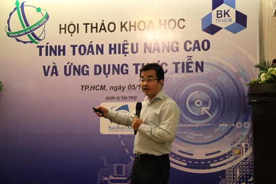 PGS.TS Huỳnh Kim Lâm: "Tôi muốn là tia nắng tươi đẹp, soi rọi cho học trò của mình"