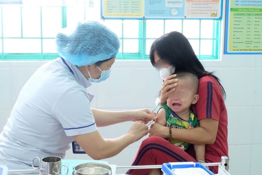 TP.HCM: Giám sát tiêm vaccine sởi, tăng miễn dịch cộng đồng đảm bảo đạt trên 95%