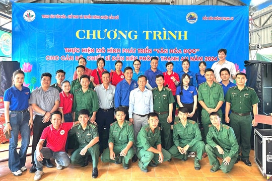 Phát triển văn hóa đọc  ở Đồn Biên phòng Thạnh An