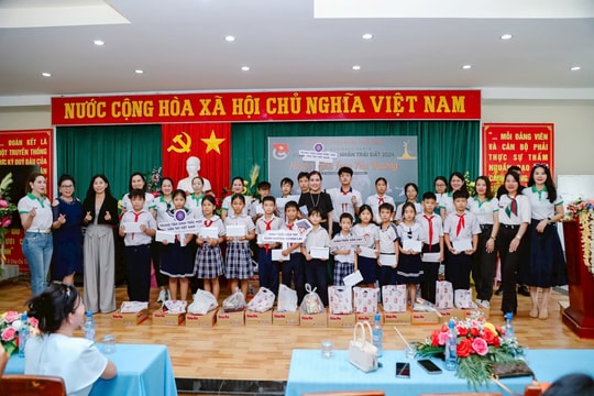 Buổi đấu giá từ thiện ở Hoa hậu Doanh nhân Trái đất 2024 quyên góp được h ơn 1,1 tỷ đồng