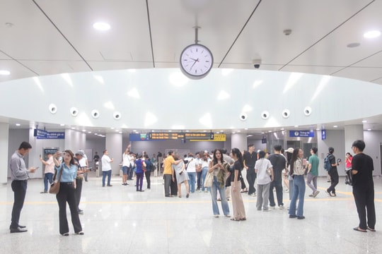 "Từ nay thoải mái đi Suối Tiên bằng tàu Metro số 1, chẳng sợ kẹt xe"