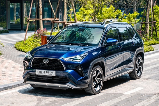 Toyota tung ưu đãi cho khách mua xe Yaris Cross, gia hạn bảo hành cho các mẫu xe trong năm 2025