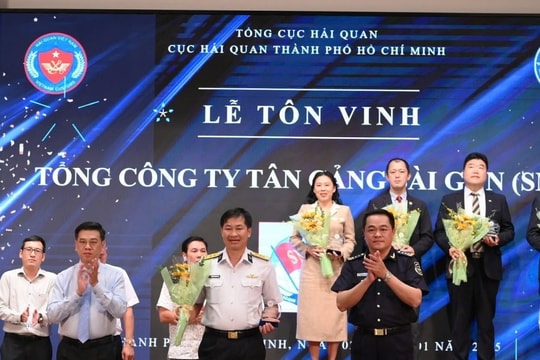 Hải quan TP.HCM tôn vinh 37 doanh nghiệp tiêu biểu