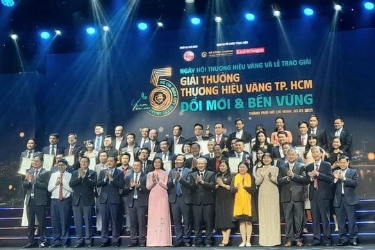 Trao giải thưởng "Thương hiệu vàng TP.HCM" lần 5 - năm 2024 cho 29 doanh nghiệp