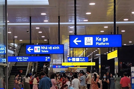 Metro số 1 tăng chuyến phục vụ người dân dịp Tết