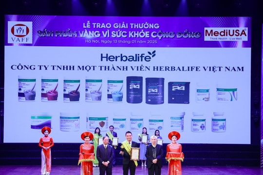 Herbalife Việt Nam đạt giải thưởng “Sản Phẩm Vàng Vì Sức Khỏe Cộng Đồng” lần thứ 10 liên tiếp