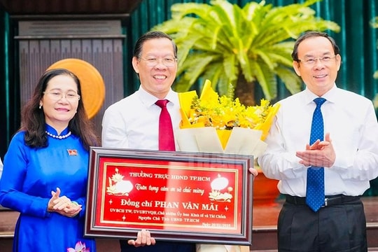 Ông Phan Văn Mãi bày tỏ lòng tri ân với người dân TP.HCM