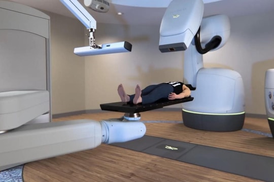 Bệnh viện FV tạo bước đột phá trong điều trị ung thư không xâm lấn
